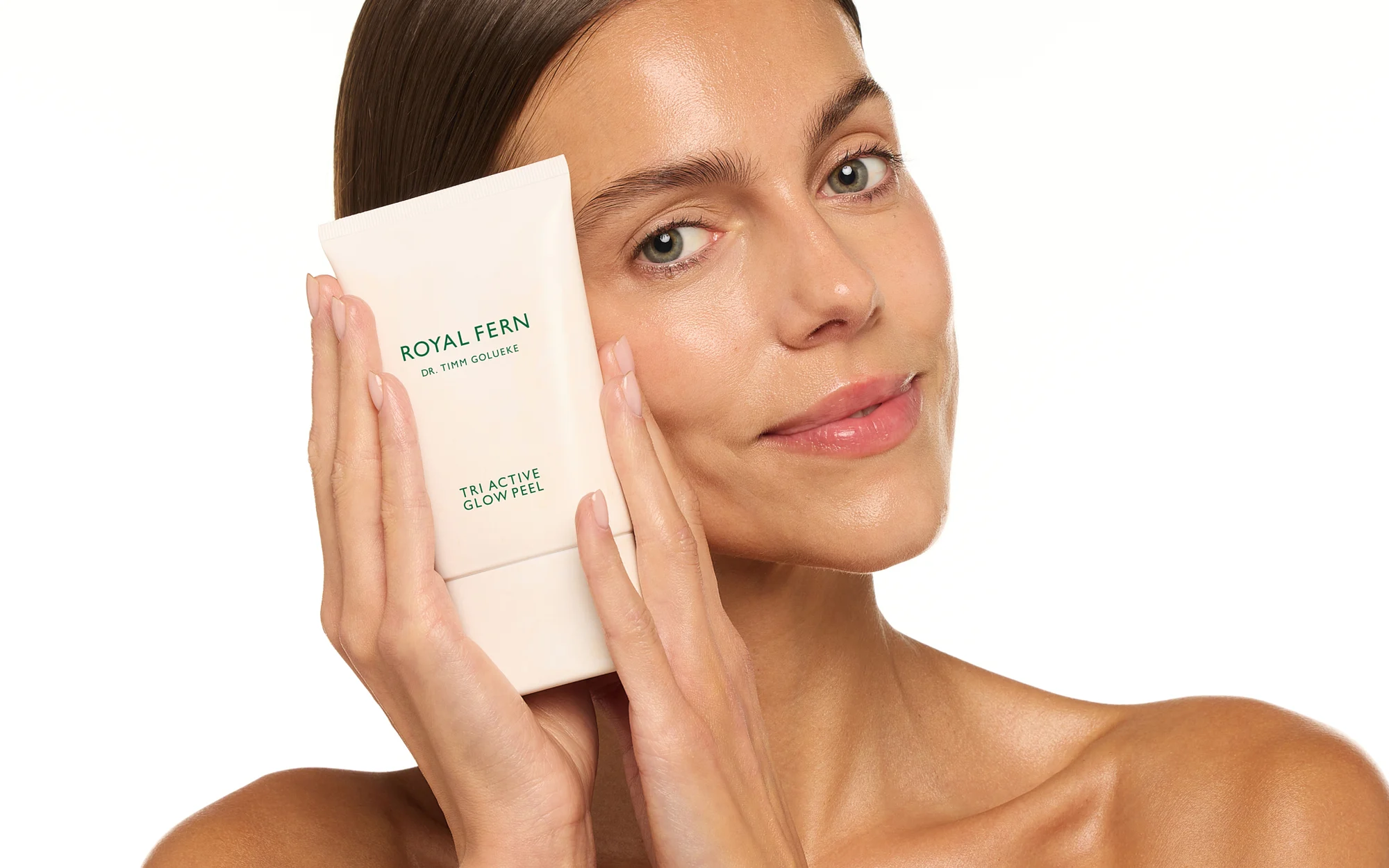 Royal Fern. Beauty and product photography for Royal Fern, photographed in Dubai by Aleksandar Pasaric.